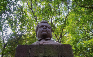 José Guadalupe Posada Monument