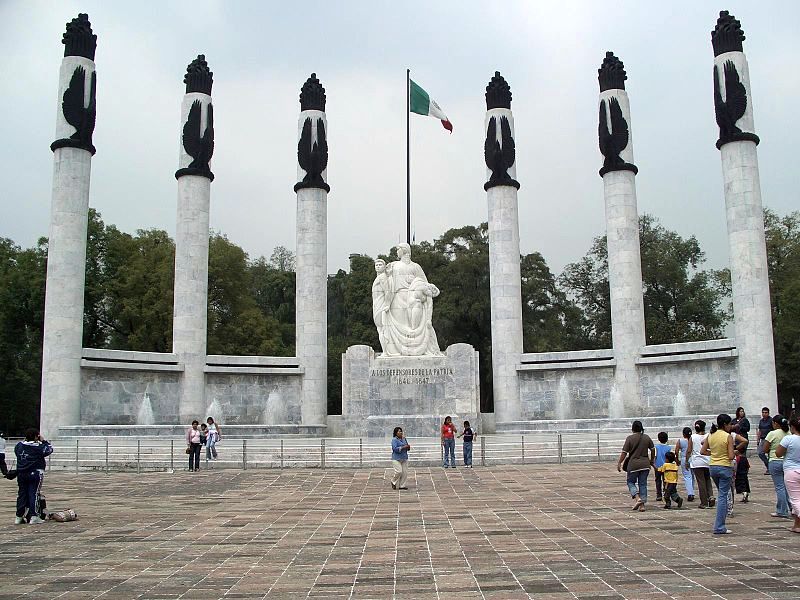 Niños Héroes Monument in Chapultepec Park