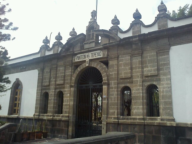 Tepeyac Cemetery