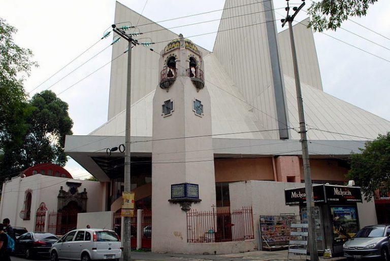 Iglesia de la Coronación de Santa María Guadalupe