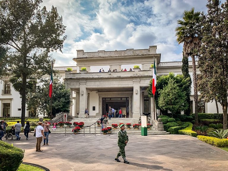 Casa Miguel Alemán, Los Pinos