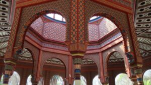 Kiosco Morisco & Alameda de Santa Maria