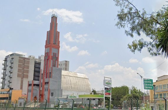 Cristo Rey, Portales