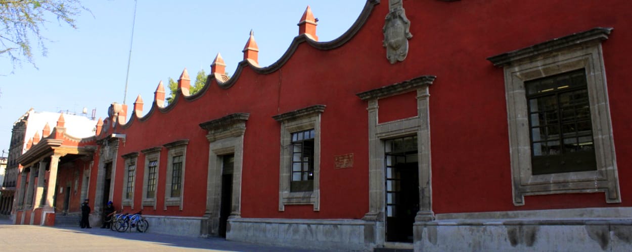 科約阿坎老市政廳科爾特斯議院