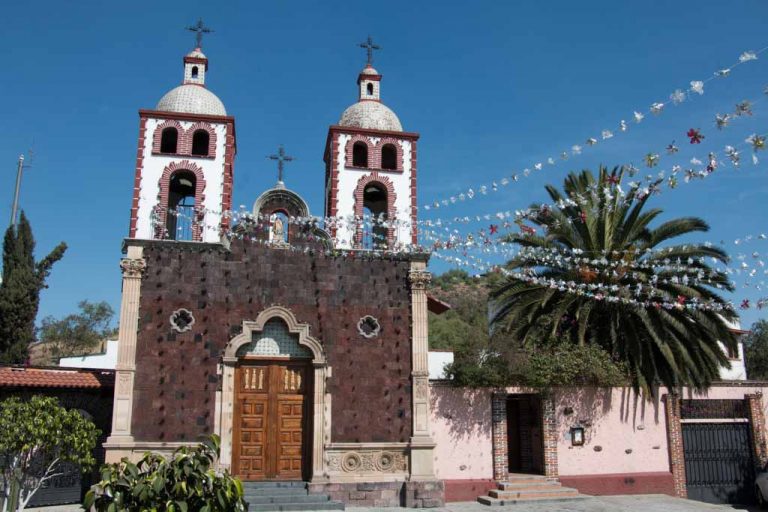 Santos Reyes Church, Peñón de los Baños