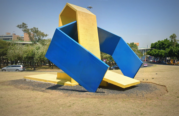 Puerta de Paz; Yitzhak Danziger