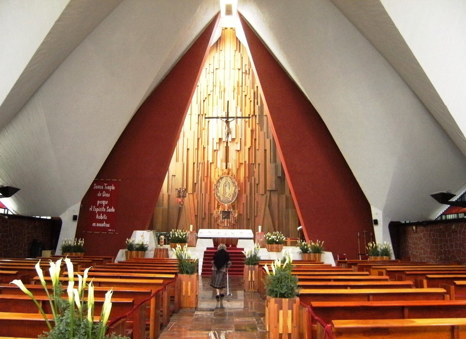 Capilla de Guadalupe, Rosedal 