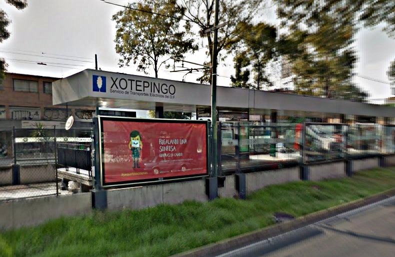 Xotepingo Light Rail