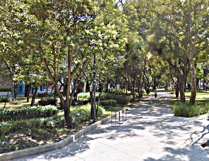 Avenida Vito Alessio Robles