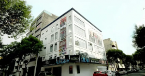Teatro Milán / Foro Lucerna